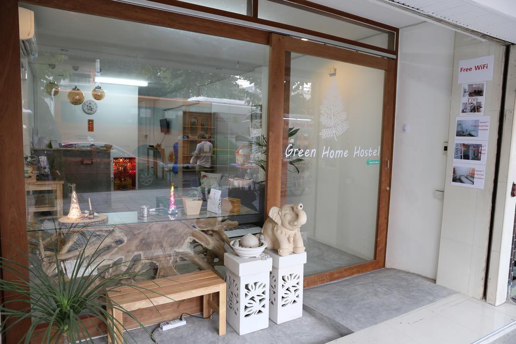 Green Home Hostel And Massage Bangkok Esterno foto