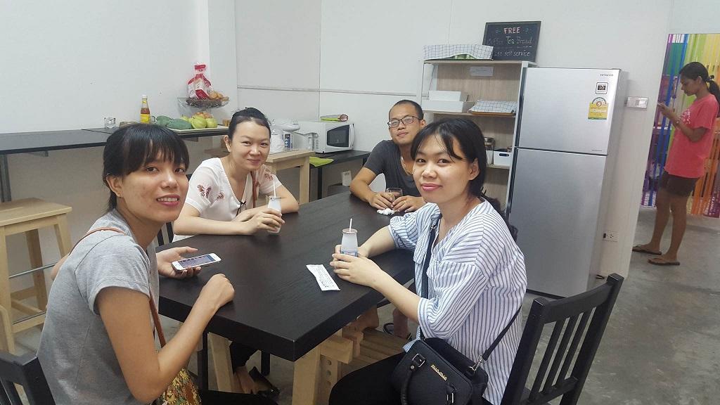 Green Home Hostel And Massage Bangkok Esterno foto