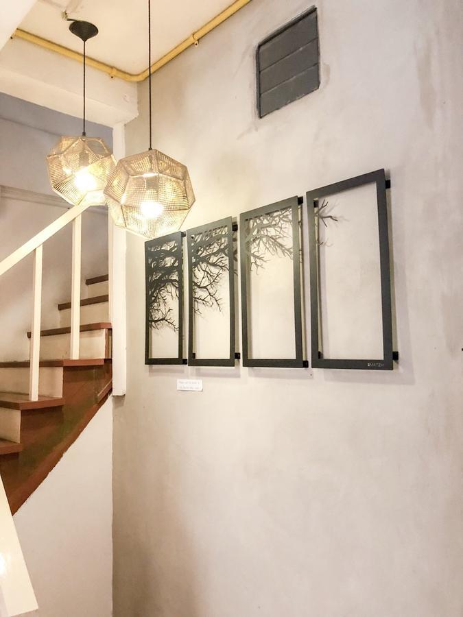 Green Home Hostel And Massage Bangkok Esterno foto