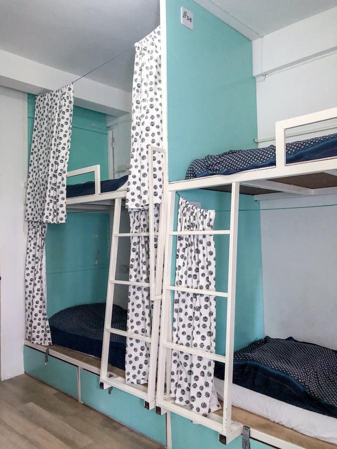 Green Home Hostel And Massage Bangkok Esterno foto