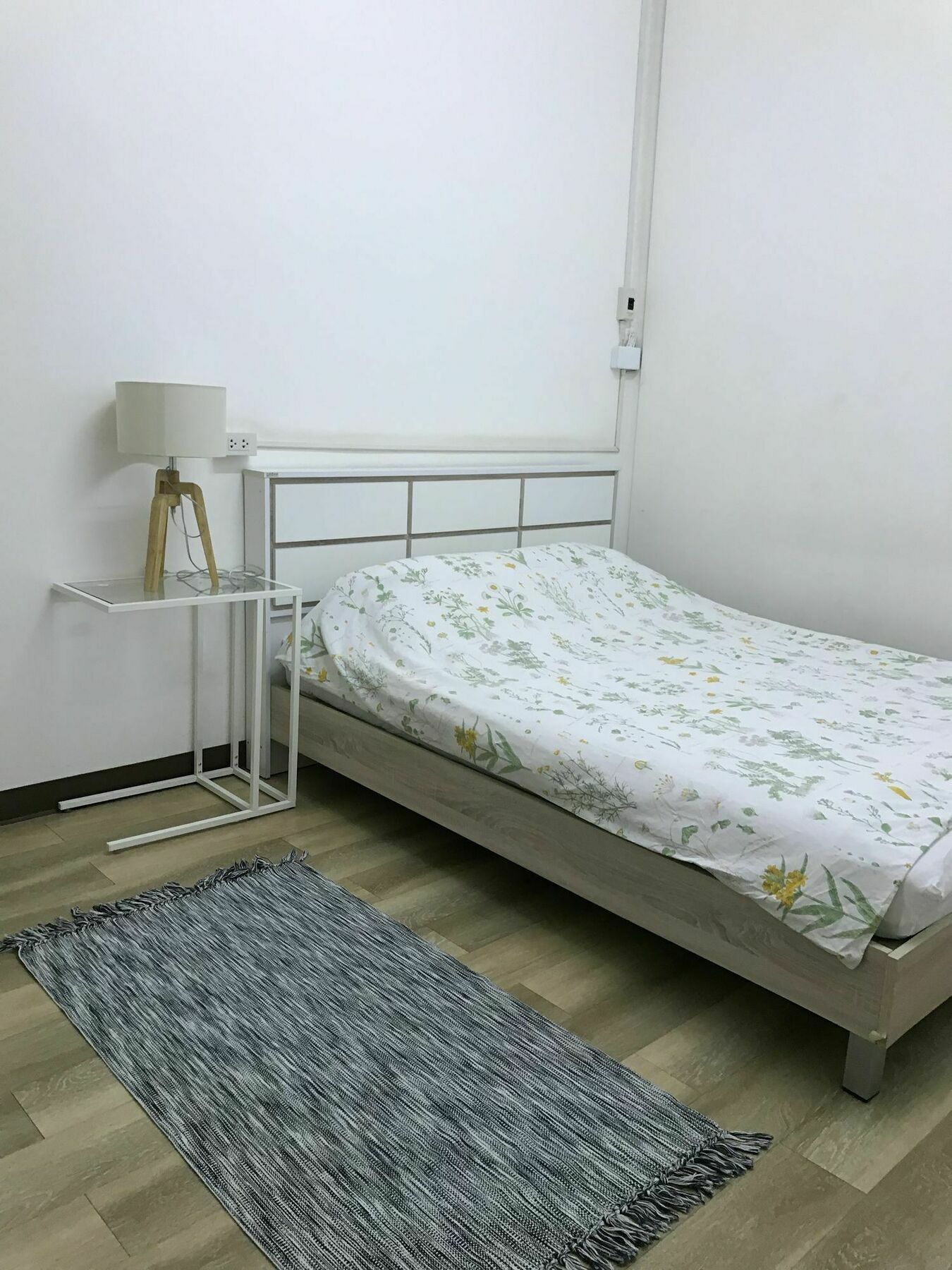 Green Home Hostel And Massage Bangkok Esterno foto